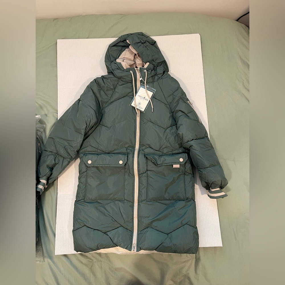Women's Green Hooded Puffer Jacket